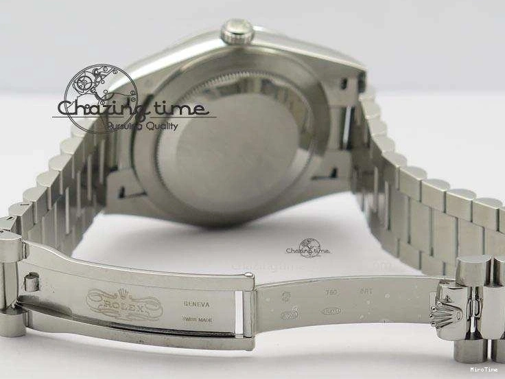 MiroTime 0424 Stretchable DayDate 40mm BP-Maker 228206 SS Green Roman Dial (Fluted Bezel) On SS Bracelet ETA 3904